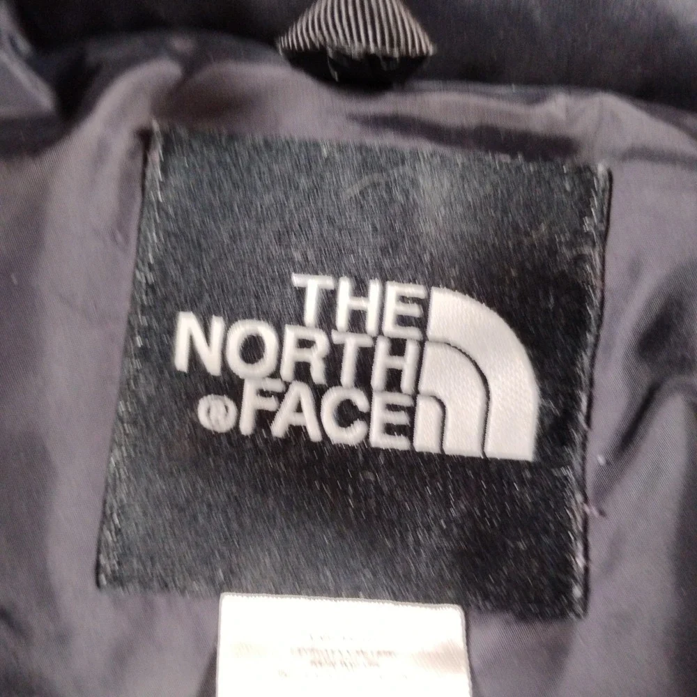 The North Face Mens Nuptse 700‎ Down Puffer Vest Black Size Small S 7820